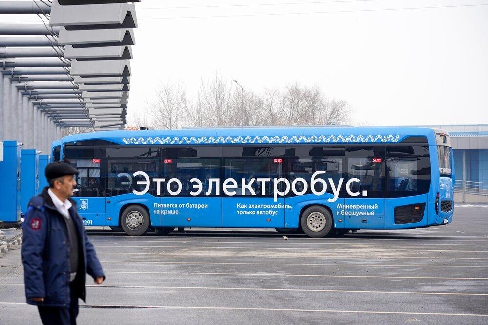 В Москве отчитались о миллиарде поездок за год на автобусах и электробусах